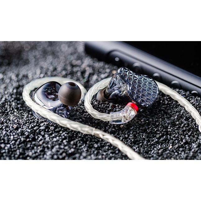 【 FiiO FA9 】樓氏六單元動鐵MMCX單晶銅鍍銀可換線耳機